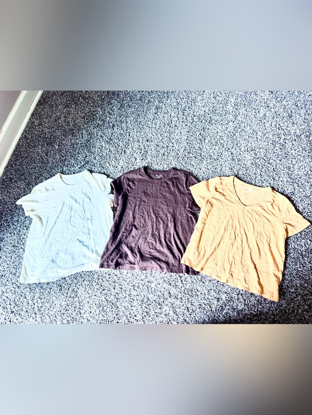 Old Navy Everywear Tee Top LOT OF 3 Orange Cream Brown XS PETITE